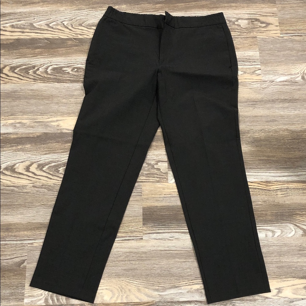 Banana Republic Grey Mason Athletic Tapered Pants - Picture 2 of 6